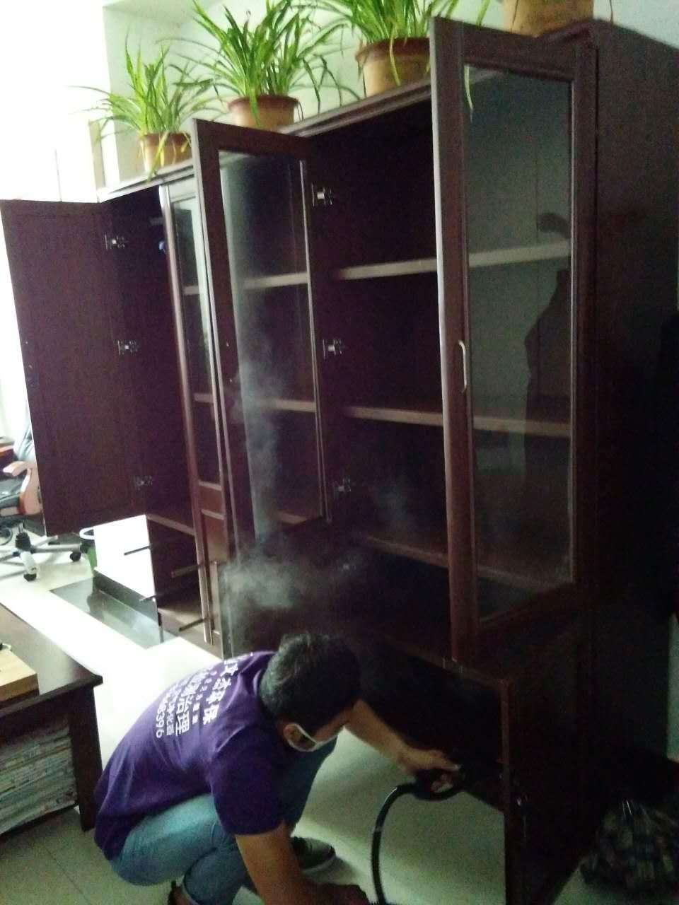 8月7日徐州市文化局吳局長辦公室施工治理現(xiàn)場