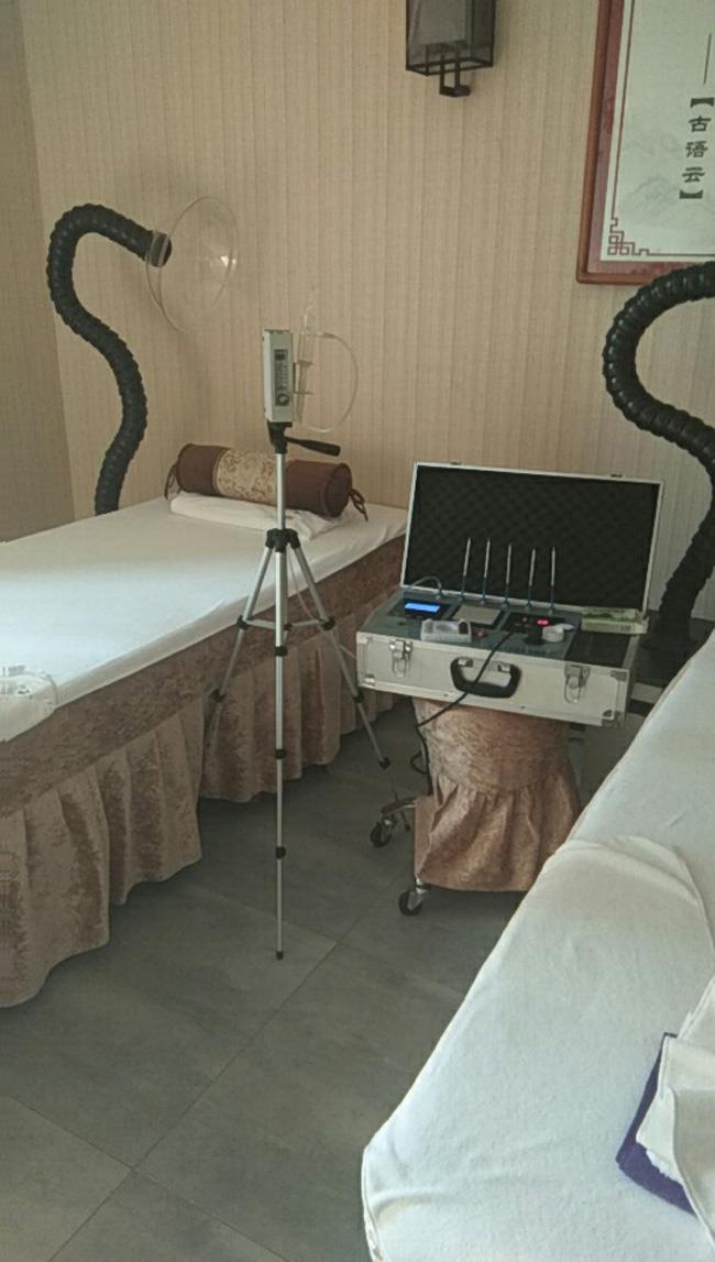 2017年8月16日貢愛堂艾灸館檢測現(xiàn)場